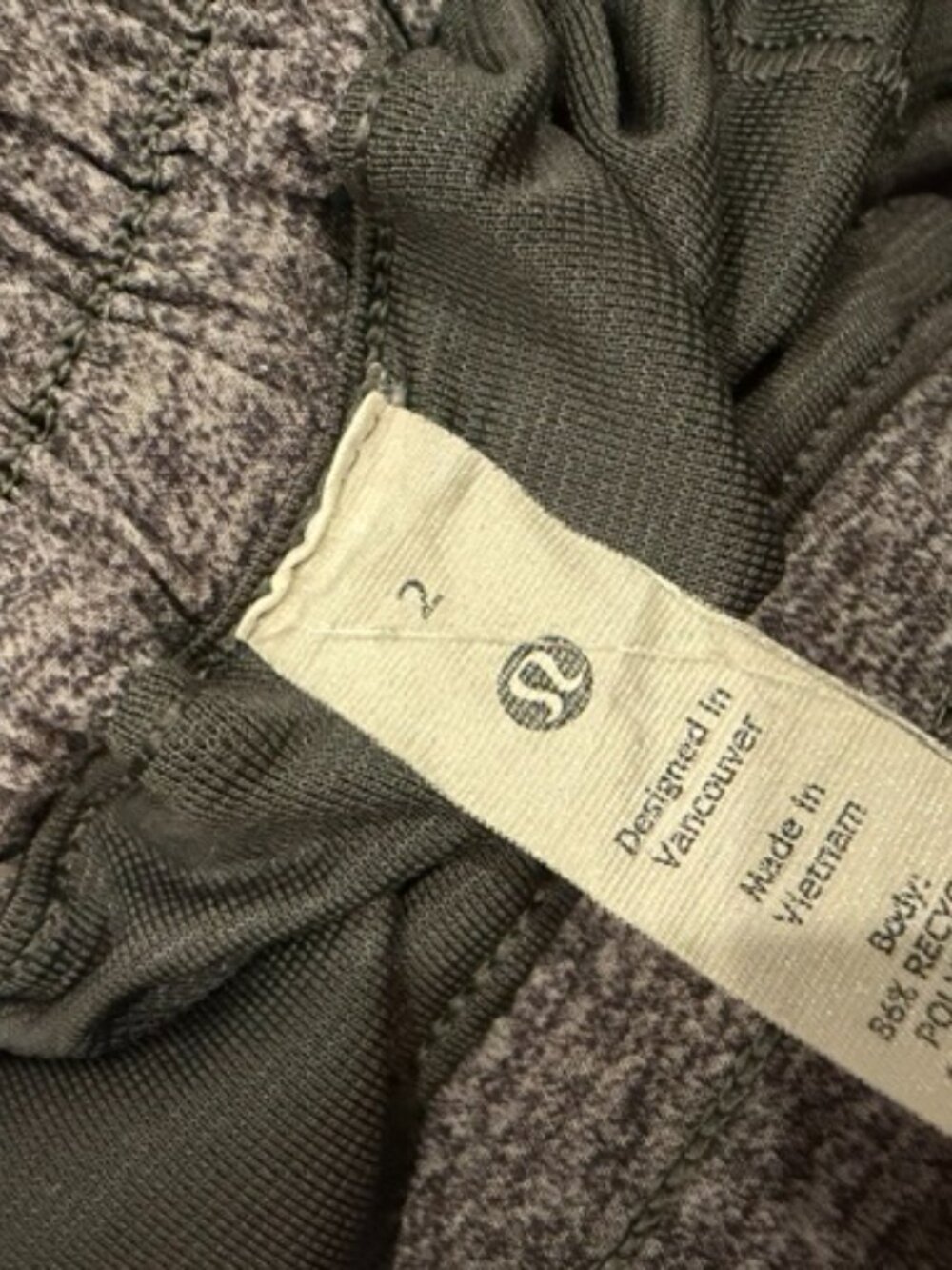 Lululemon Hotty Hot Shorts Texas A&M Adult Size 2 - Picture 3 of 3